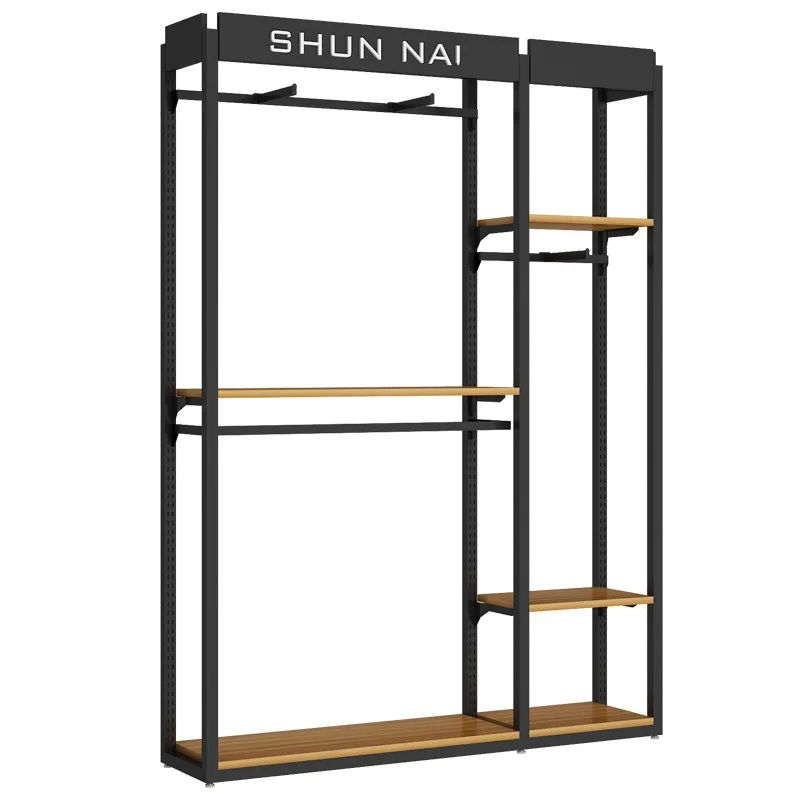 Exhibidores de Ropa de Madera  - Interior Design Retail reseña y precio